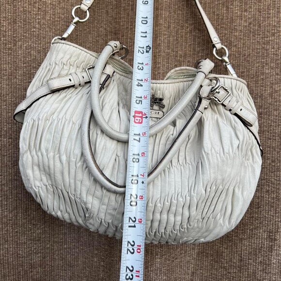 Coach Y2K Madison Sophia gathered leather satchel in a white Bone RARE - Picture 3 of 8